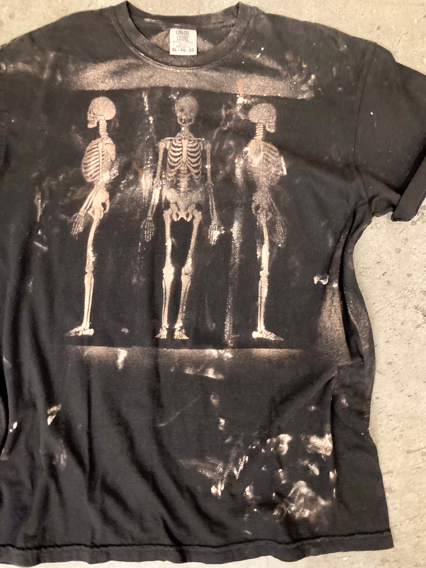 Bonez Tee