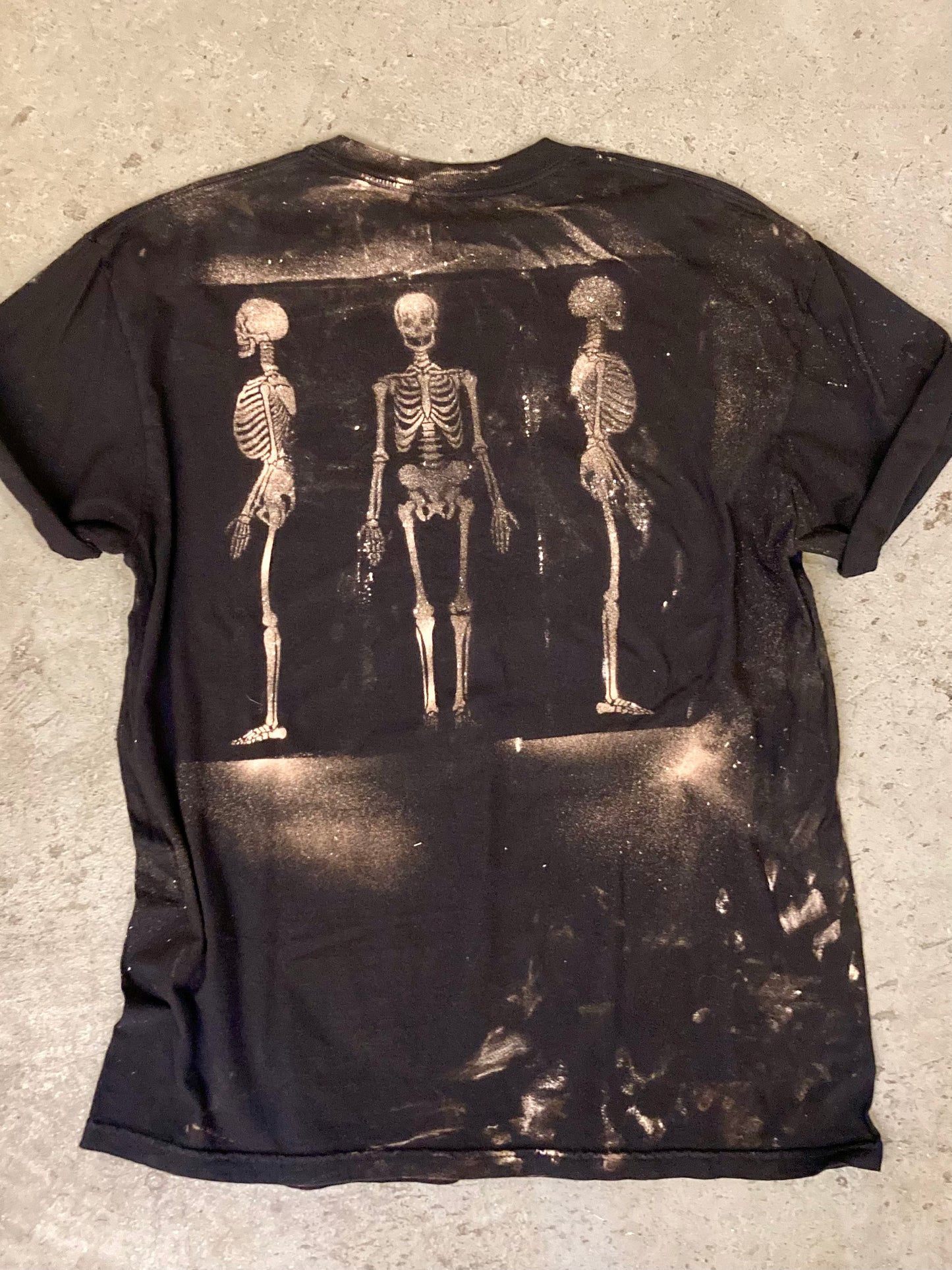 Bonez Tee