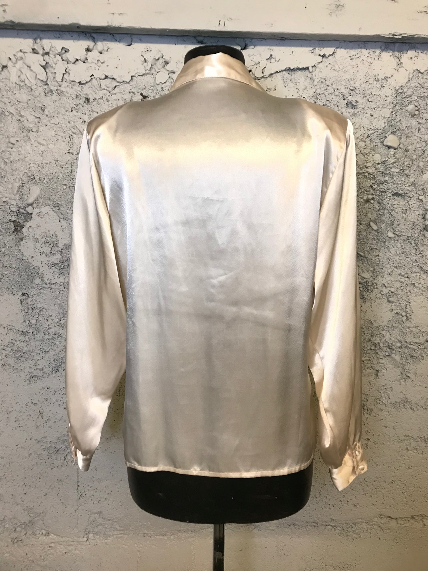 Notations Cream Top