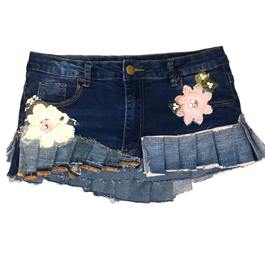 Waisted Mini 06