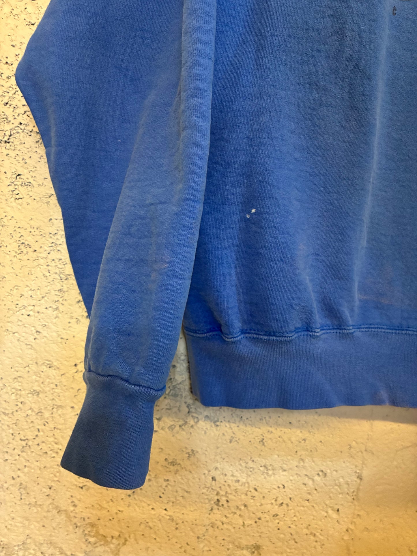 90s Hills Resort Crew