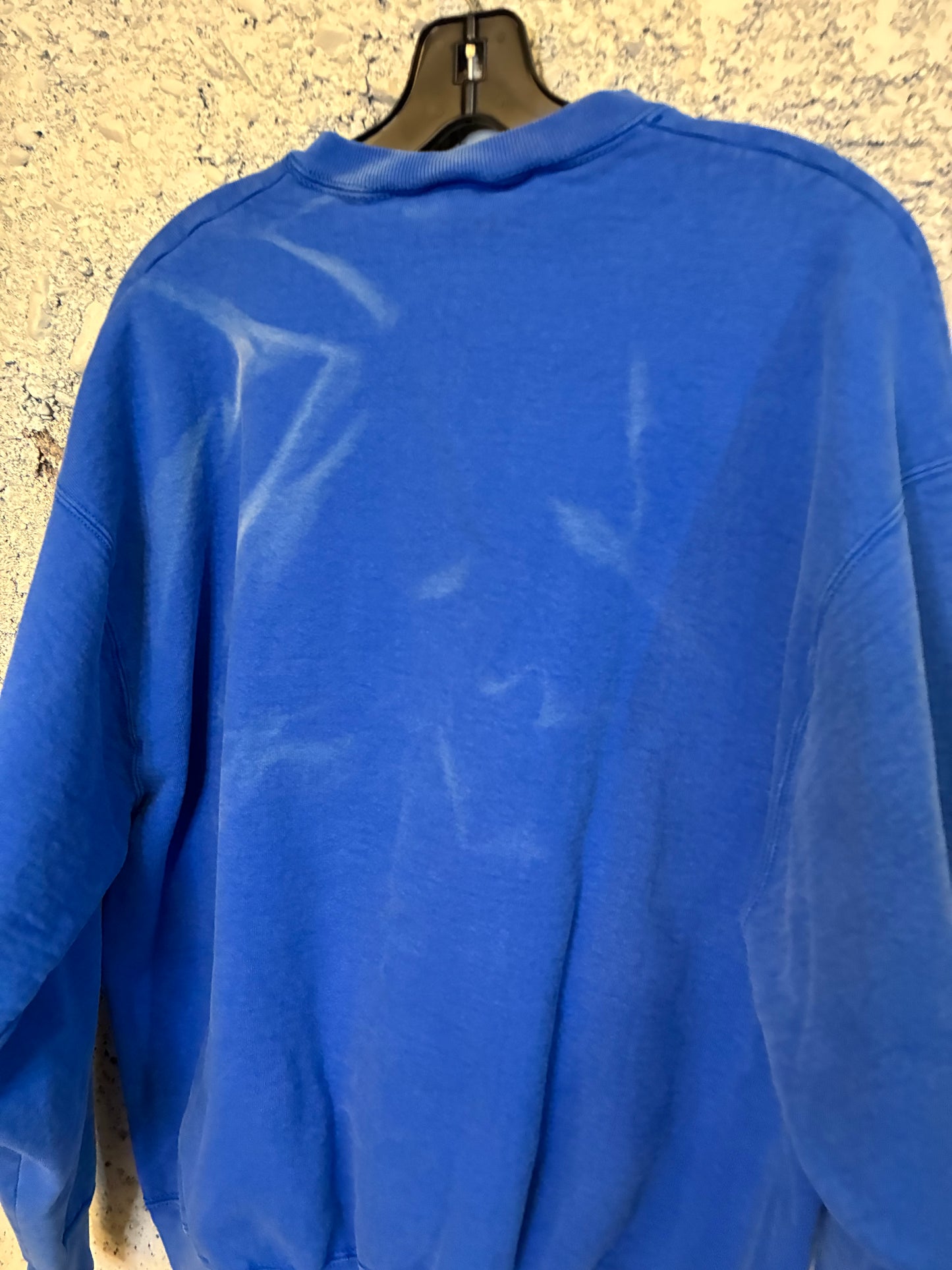 90s Hills Resort Crew